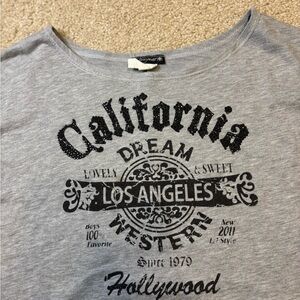 Vintage quarter sleeve graphic top